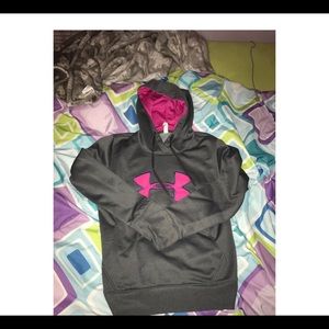 Under armour sweatshirt